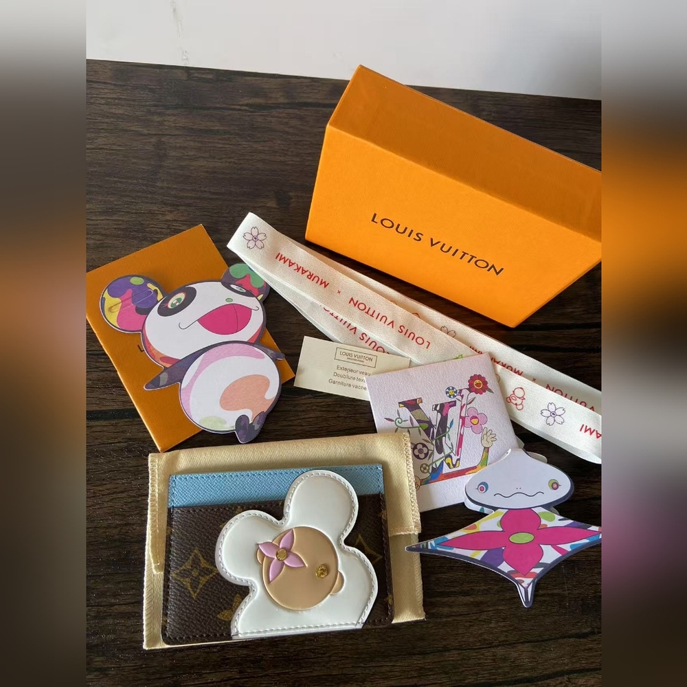 Louis Vuitton Vivienne Card Holder